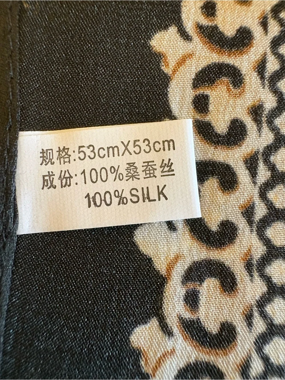 ANDANTINO black scarf